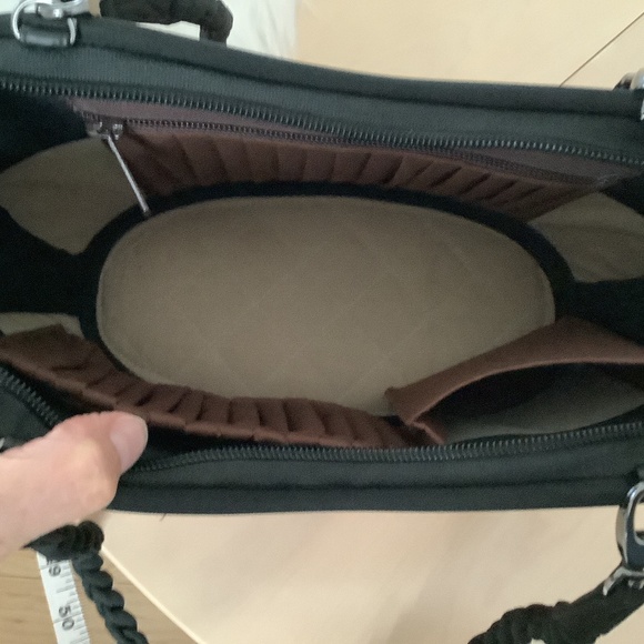 Womens Handbag - Picture 3 of 8